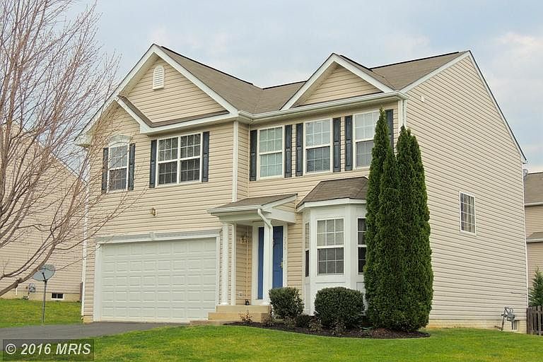 1st image of 736 Holly Crest Dr