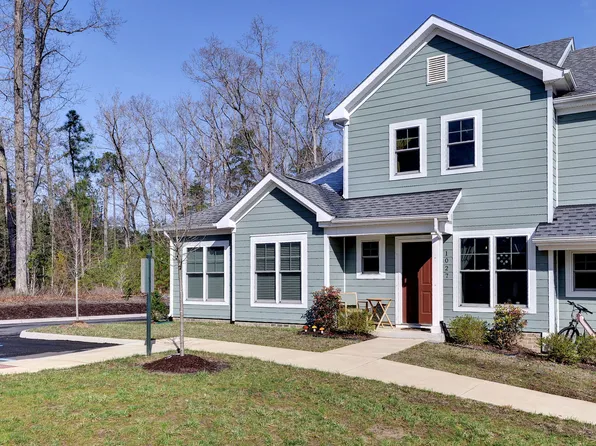 1027 Holmes Ct W, Williamsburg, VA 23188