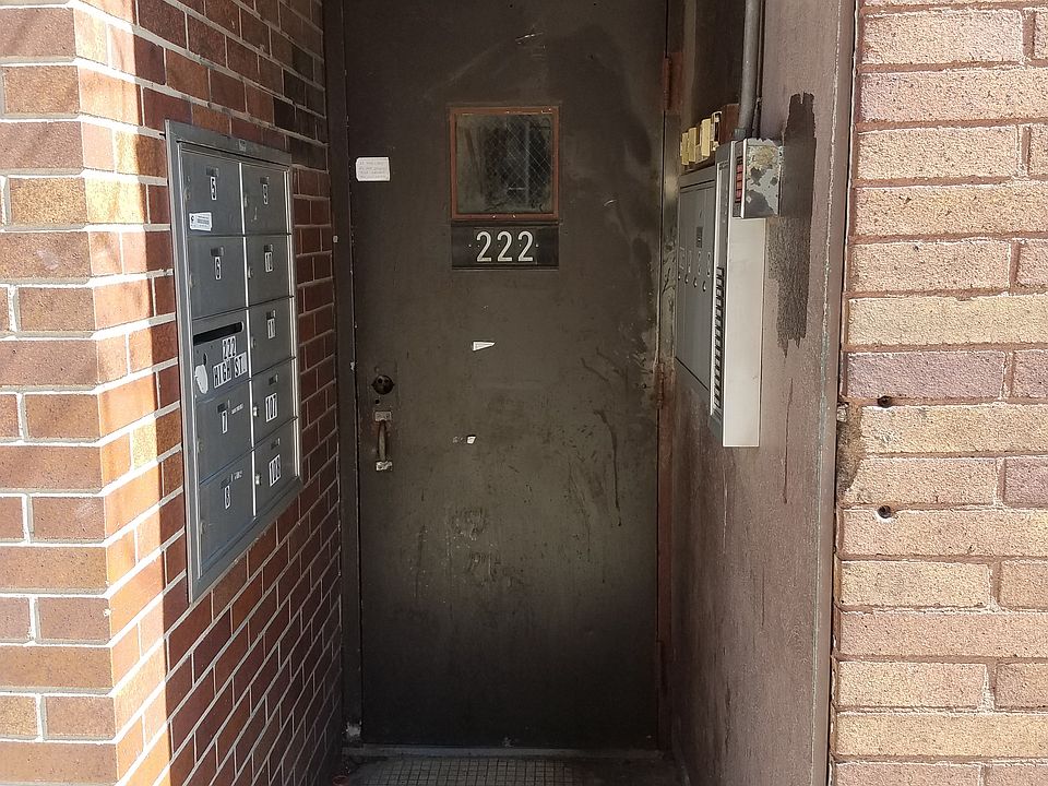 2nd image of 222 High St APT 1