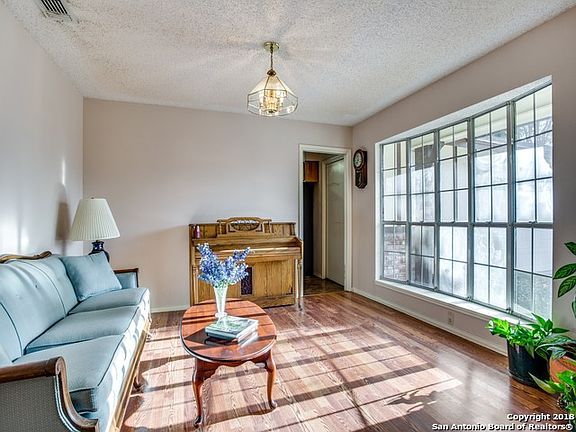 4th image of 2419 Wilderness Wood St