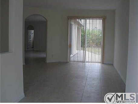 3rd image of 1261 SW Santiago Ave