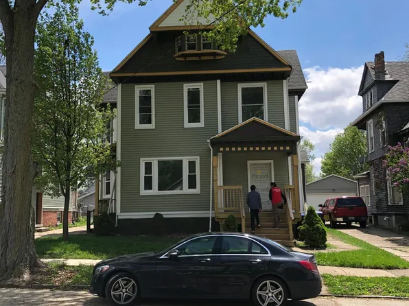 507 E Mulberry St, Bloomington, IL