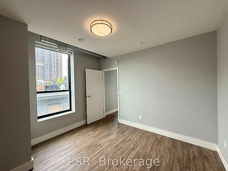 2870 Dundas St W #210 — Photo 7
