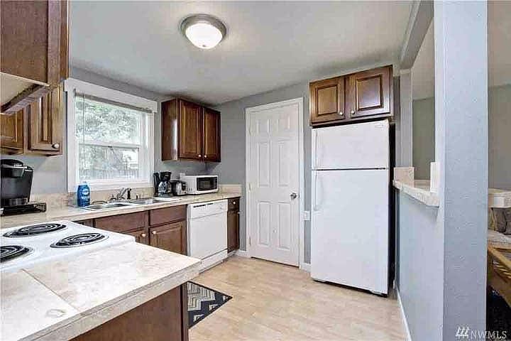 2nd image of 8228 Custer Rd SW