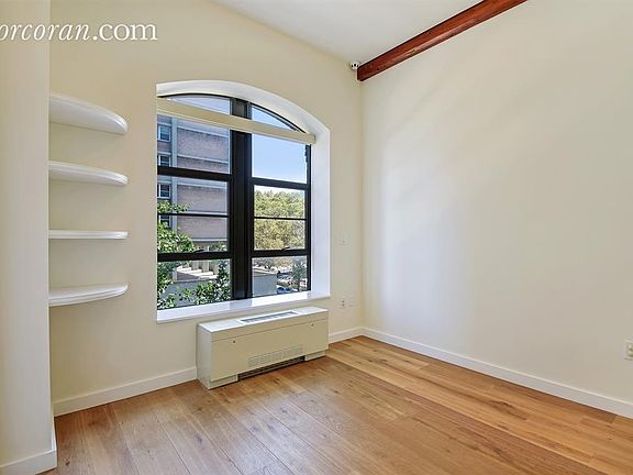 5th image of 20 Henry St #6A