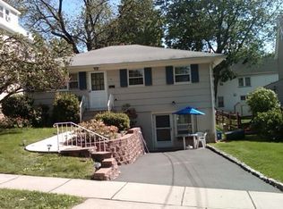 9 Watchung Pl, Bloomfield, NJ 07003
