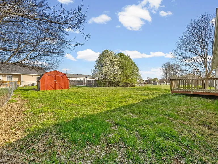 1361 Jenny Ln — Photo 36