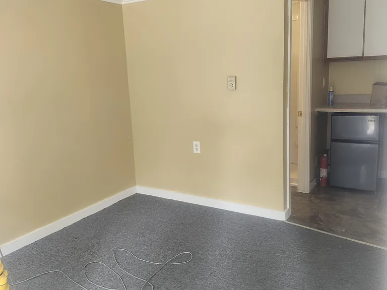 9 Depot St #7 — Photo 1