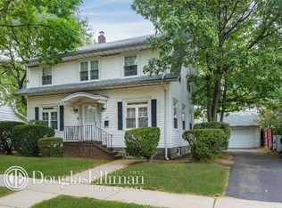 25 E Argyle St, Valley Stream, NY 11580