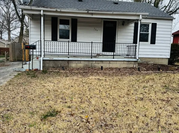 324 S 3rd St, Marion, IL 62959