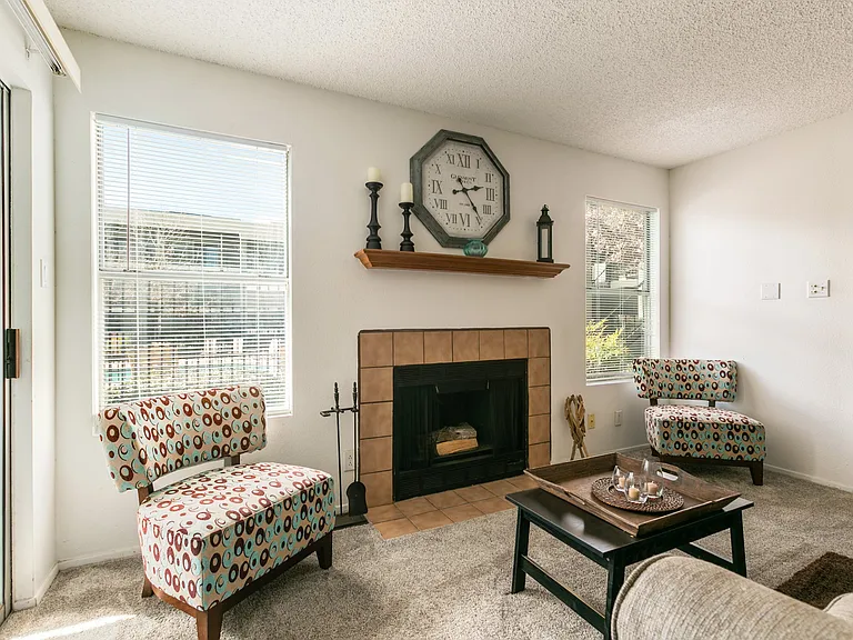 Arrowhead Pointe — Photo 14