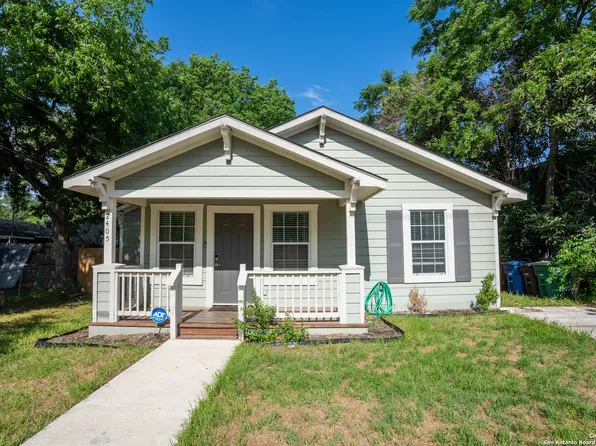 2405 N Elmendorf, San Antonio, TX 78201