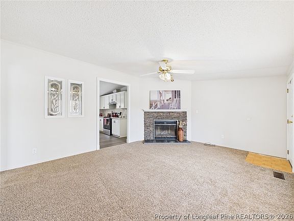 5th image of 528 Heritage Way