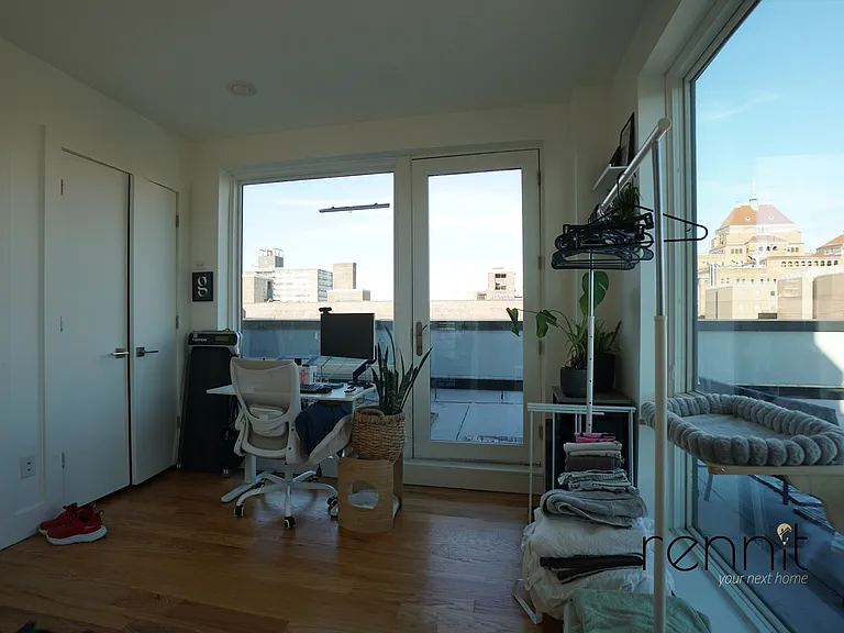 676 New York Ave #PENTHOUSE — Photo 17