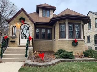 2714 N 68th St, Milwaukee, WI 53210