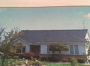 5091 Cochrane Rd, Almont, MI 48003