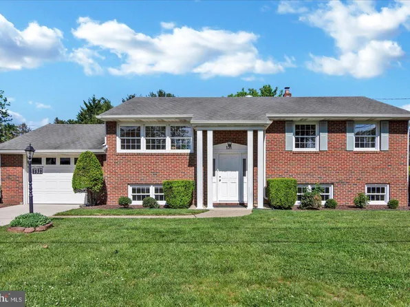 131 Middlesex Ave, Voorhees, NJ 08043