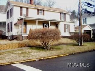 700 8th St, Marietta, OH 45750