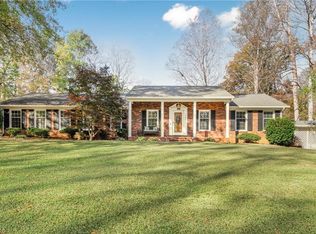 139 Ashburton Rd, Advance, NC 27006