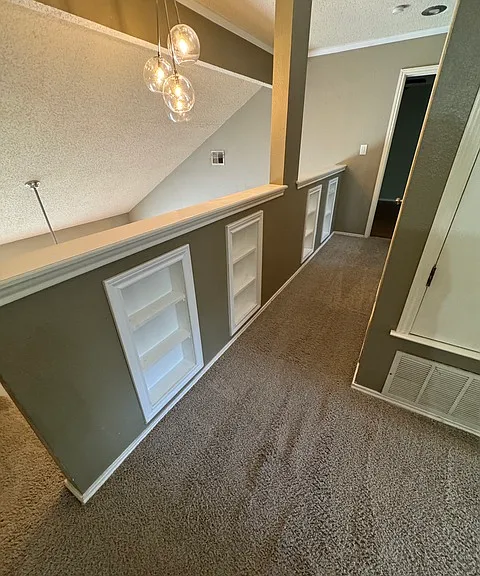 13815 Stone Hollow Dr — Photo 14