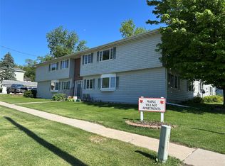 24 N Maple St, Colfax, IA 50054