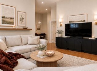 350 W 4th St APT 310, South Boston, MA 02127