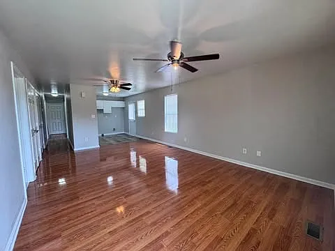 720 Thorne Rd — Photo 4