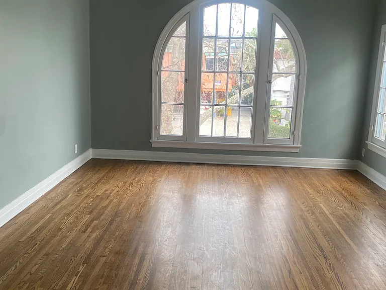 735 N Alfred St #3 — Photo 14