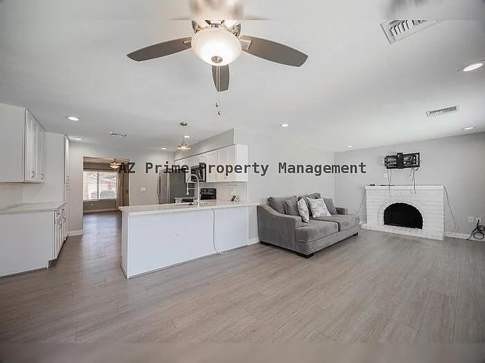 3715 E Sweetwater Ave — Photo 6