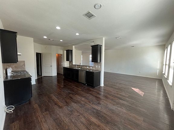 5th image of 3402 Bainbridge Hill Ln
