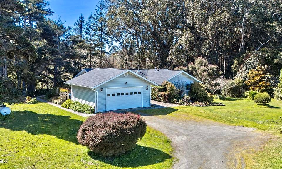 1st image of 18070 Ocean Dr