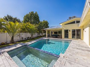 52 Azalea Cir, Tequesta, FL 33469
