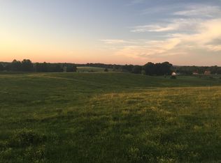 12 Edd Ross Rd, Cedar Hill, TN 37032