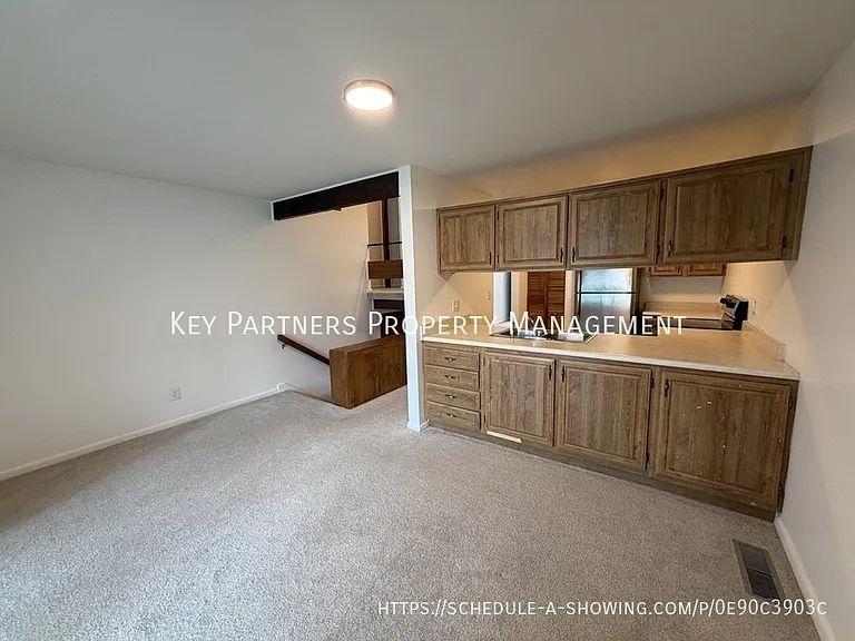 6524 W 51st St — Photo 7