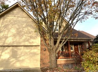 2200 Millstream Dr, Wixom, MI 48393