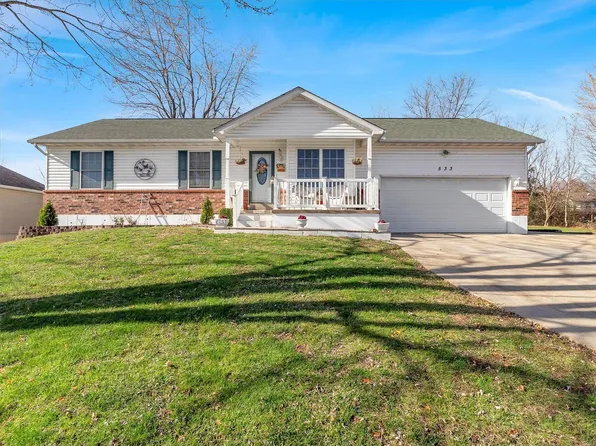 533 Lake Shore Dr, Saint Clair, MO 63077