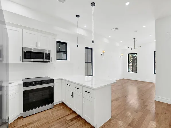 656 Alabama Ave, Brooklyn, NY 11207