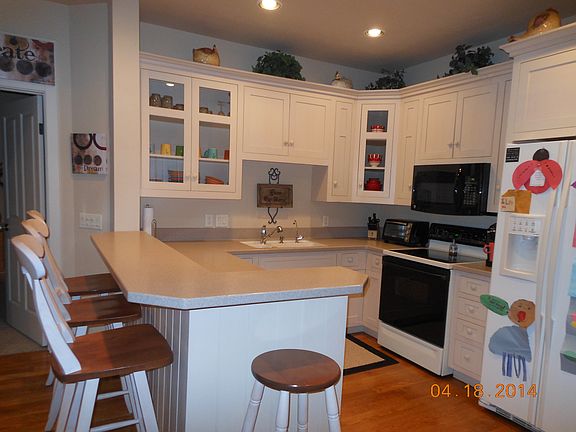 3rd image of 217 N 1st Ave Suite 15