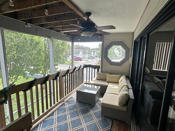 2nd image of 9545 Tara Cay Ct