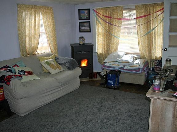 3rd image of 11 Central Ave