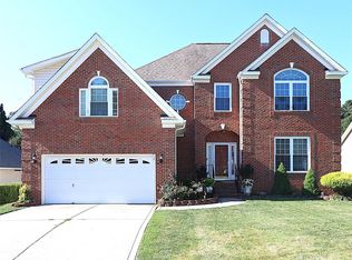 2833 Oakglade Ct, Matthews, NC 28105