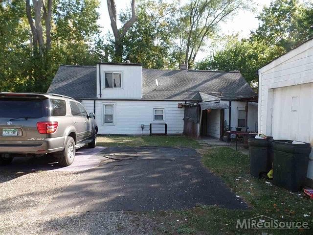2nd image of 3668 Wasmund Ave
