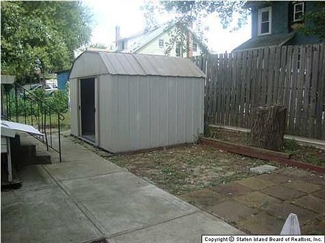 2nd image of 89 Northfield Ave