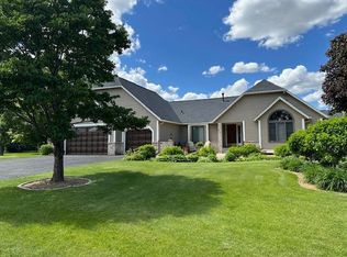 4516 Edinbrook Ter N, Brooklyn Park, MN 55443