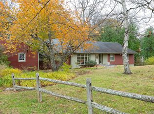 21 Walnut Hill Rd, Poughkeepsie, NY 12603