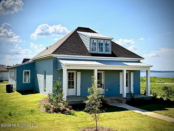 2nd image of 919 Bald Eagle Dr