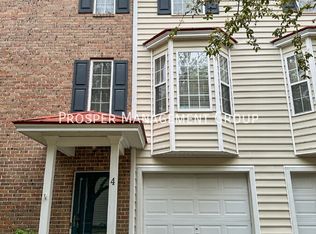 4008 Radcliffe Place Dr #M-4, Charleston, SC 29414