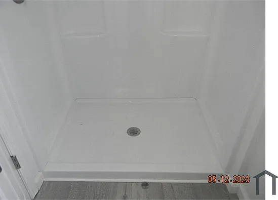 238 Frank Ave — Photo 10