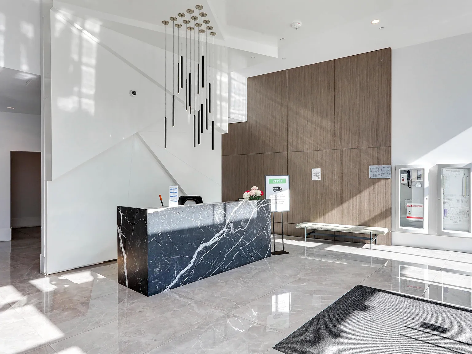 1 bed, 700 sqft, $2,450 — Photo 3