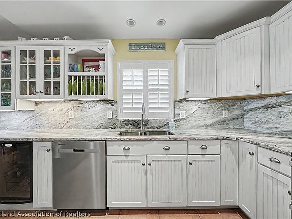 5th image of 328 Lake June Rd